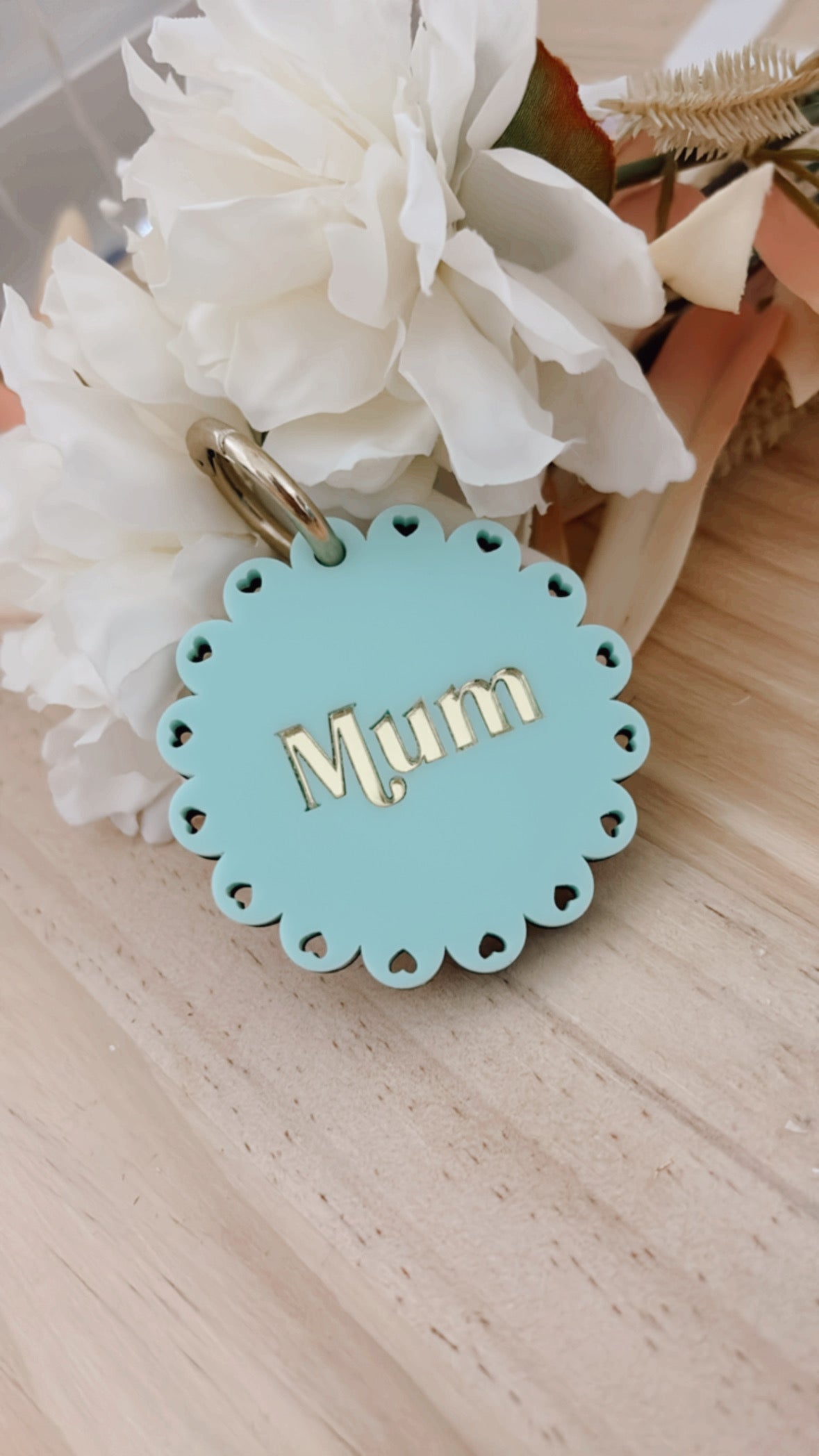 Scalloped acrylic and wood keyring