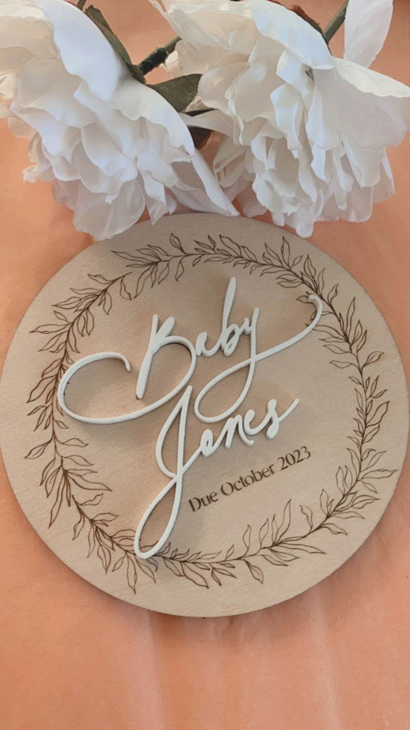 Pregnancy announcement disc - with acrylic name